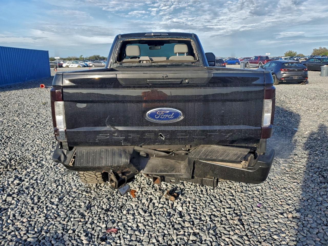 2019 Ford F250 Super Duty - Image 6