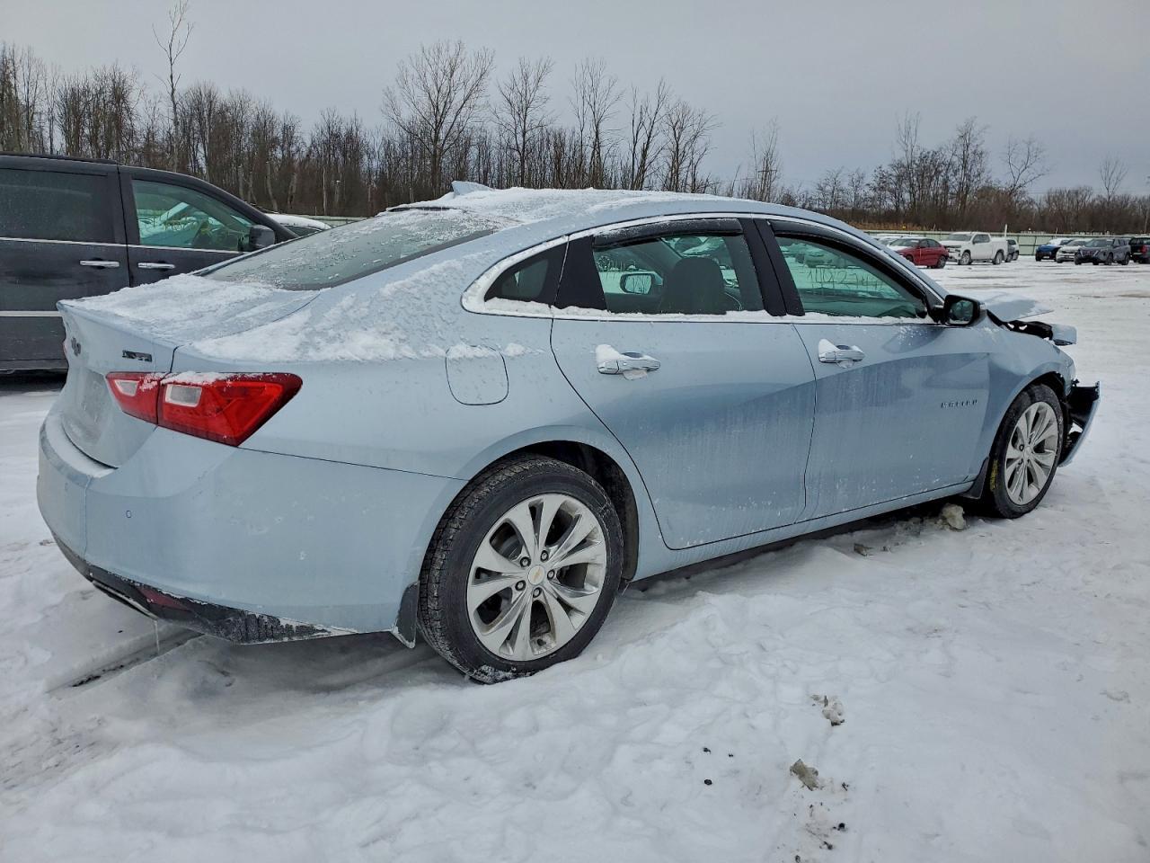 2018 Chevrolet Malibu Premier - Image 3