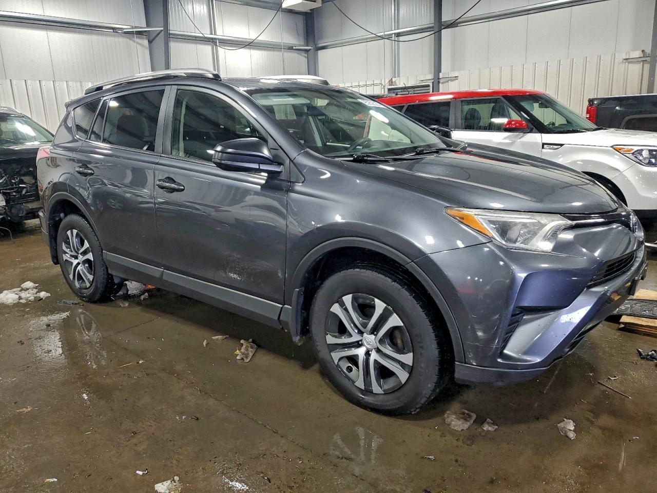 2016 Toyota Rav4 Le - Фото 4