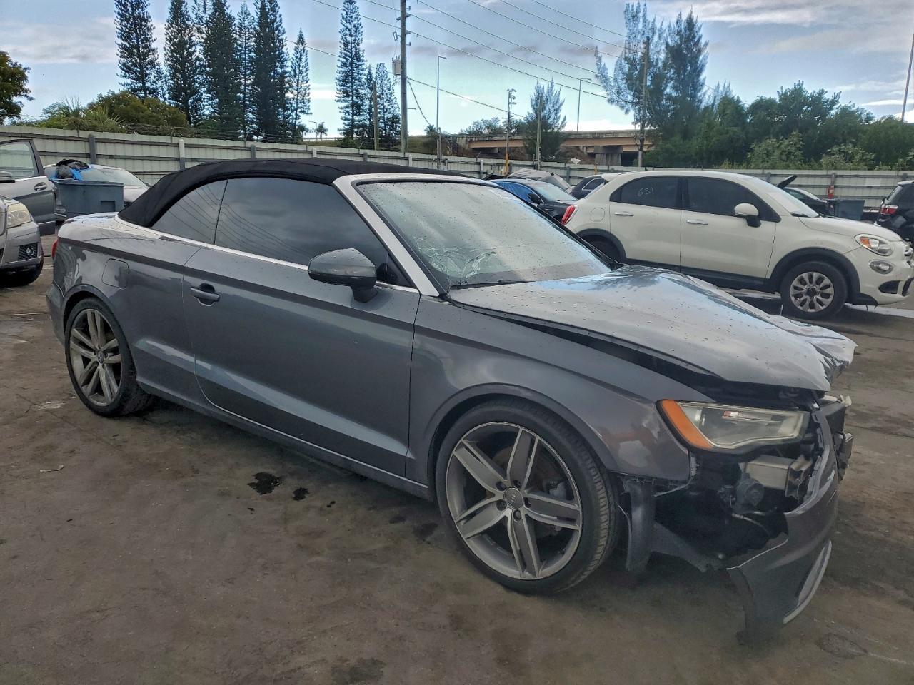 2015 Audi A3 Premium Plus - Фото 4