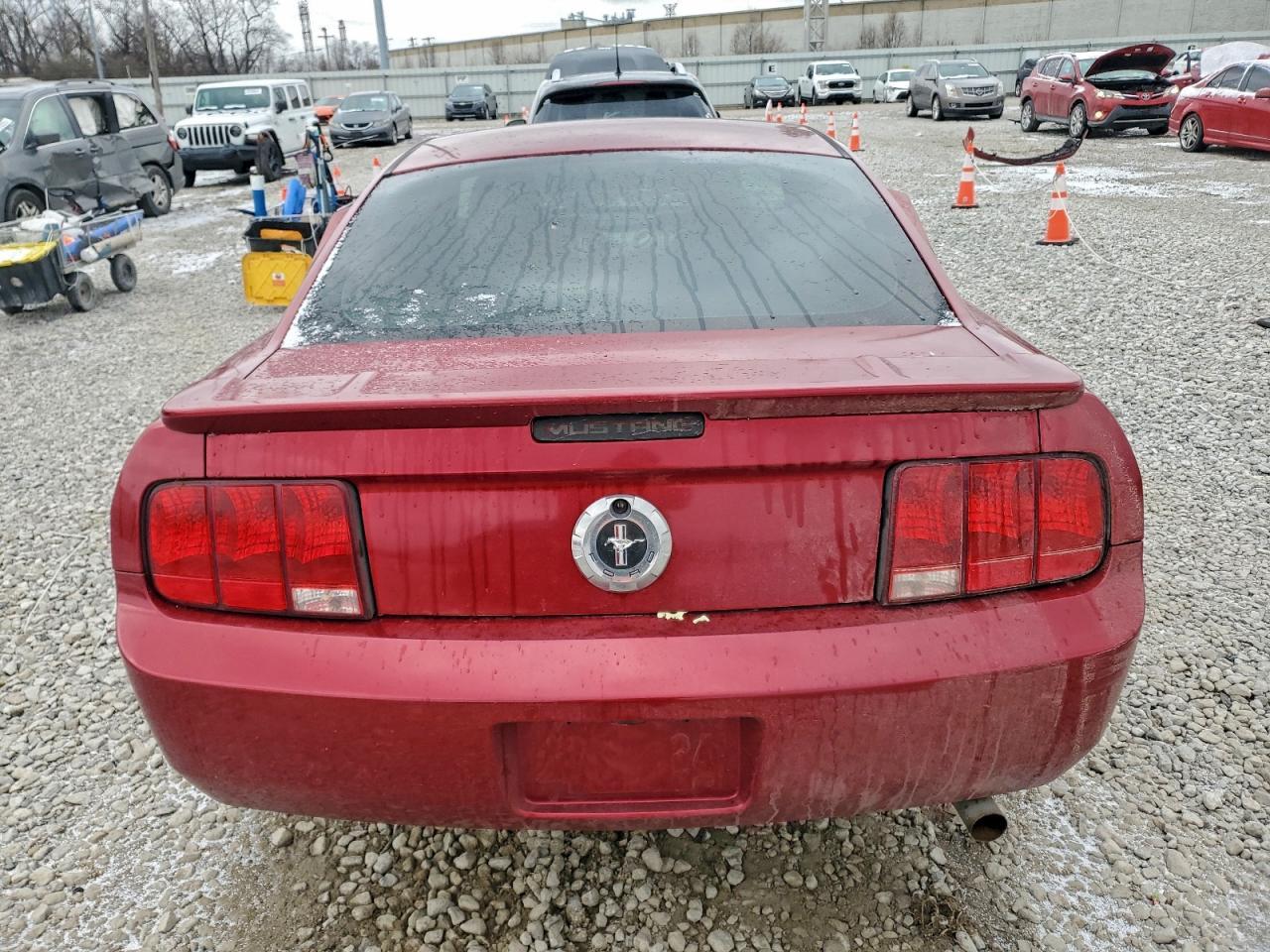 2007 Ford Mustang - Фото 6