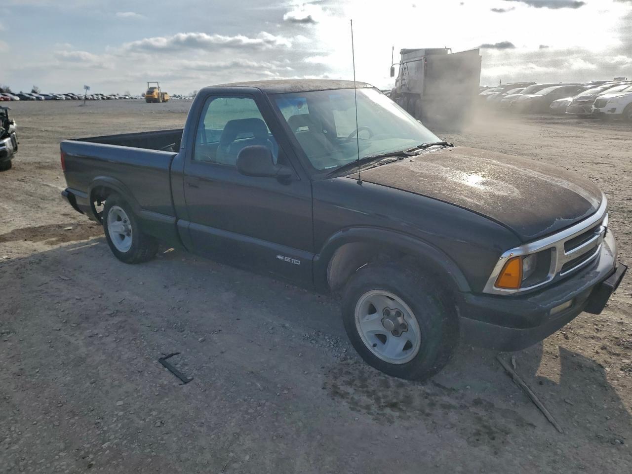 1997 Chevrolet S Truck S10 - Image 4