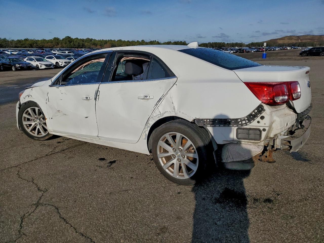 2013 Chevrolet Malibu 2Lt - Фото 2