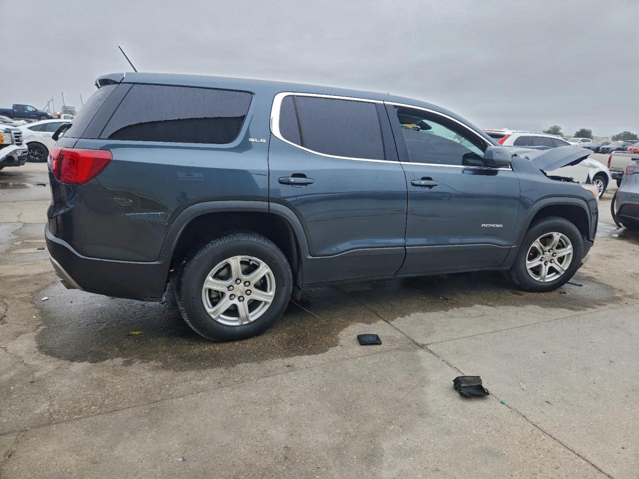 2019 GMC Acadia Sle - Image 3