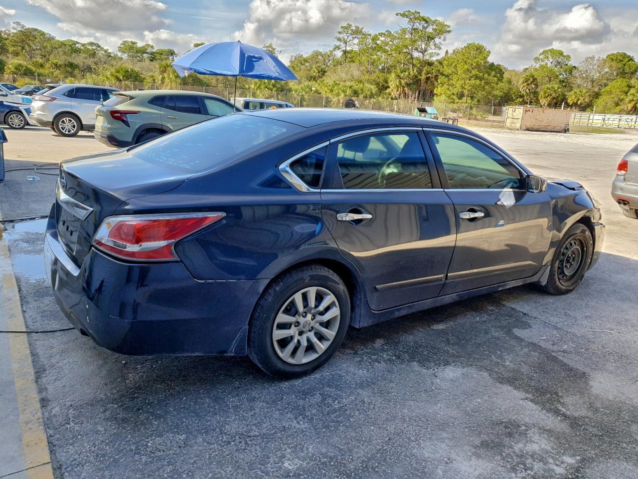 2015 Nissan Altima 2.5 - Image 3