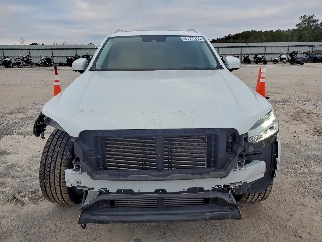 2022 Volvo Xc90 T6 Momentum - Фото 5