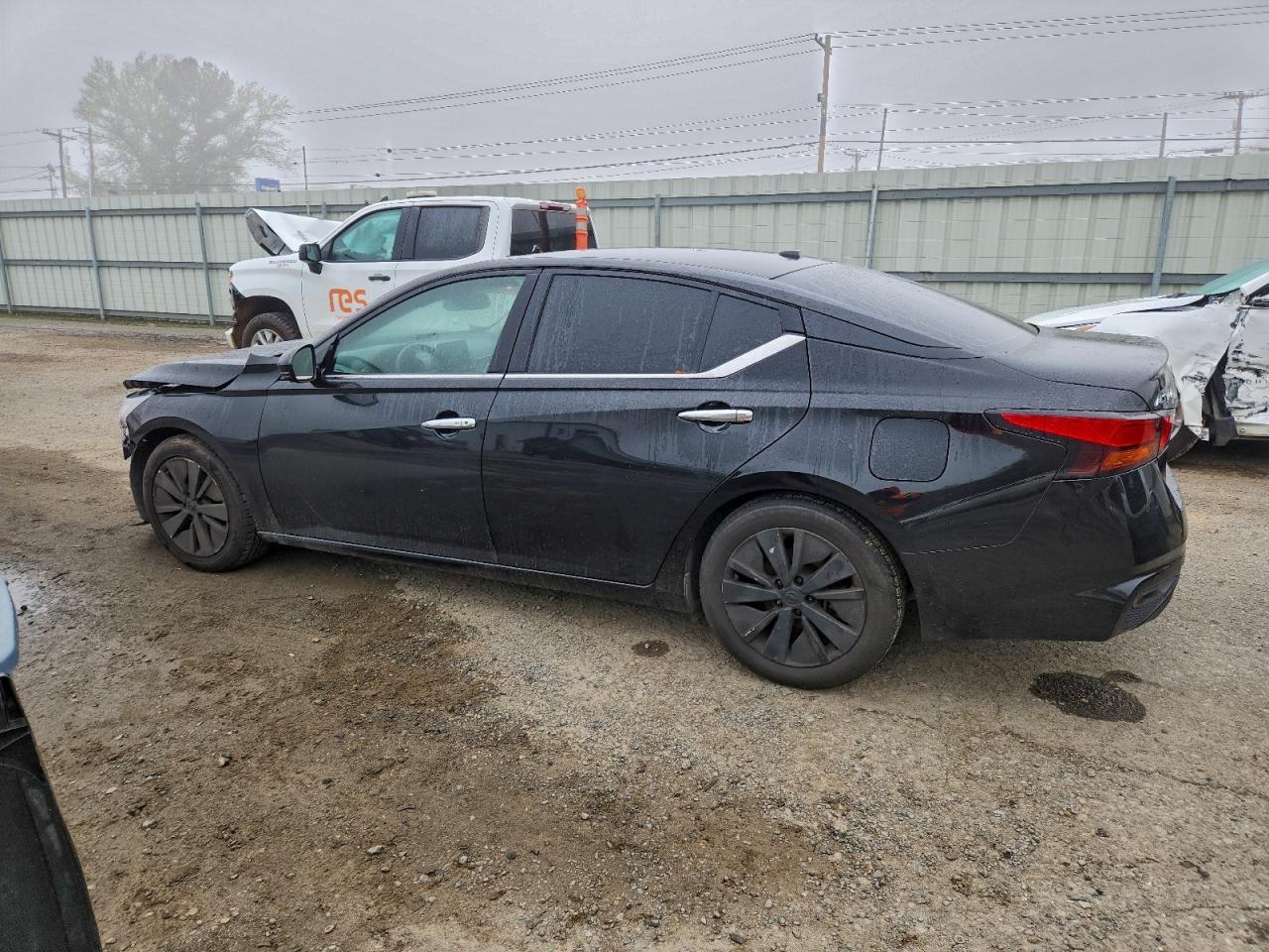 2020 Nissan Altima Sl - Фото 2