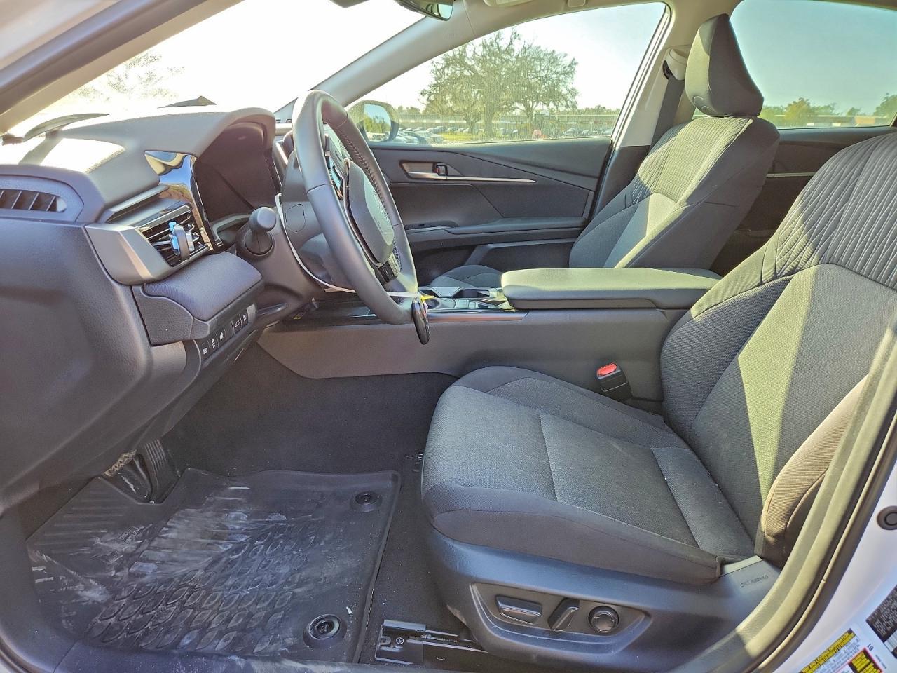 2025 Toyota Camry Xse - Image 7