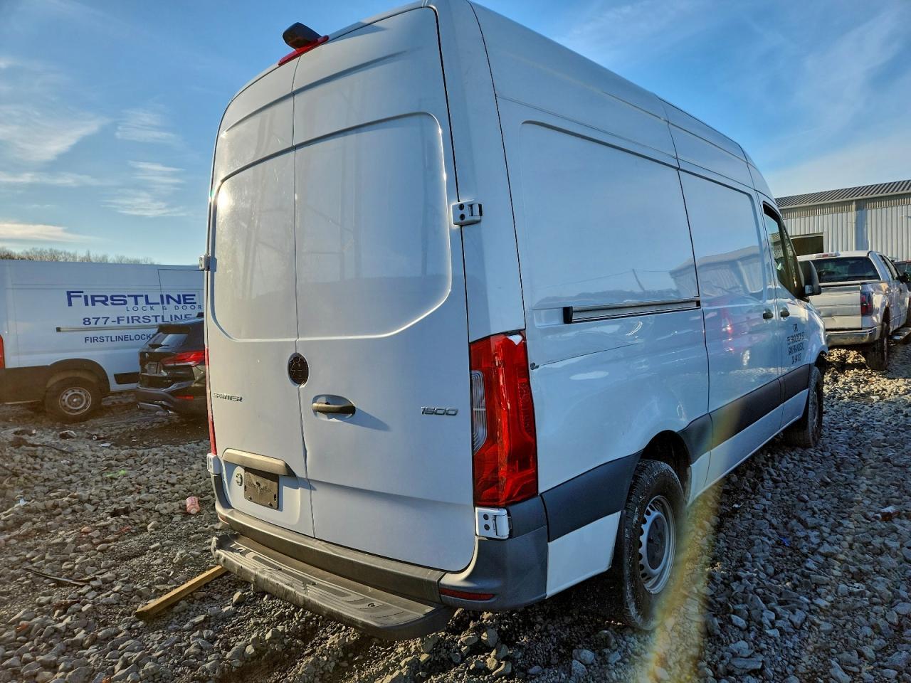 2023 Mb Sprinter 1500 Cargo *** Prior Fleet *** - Image 3