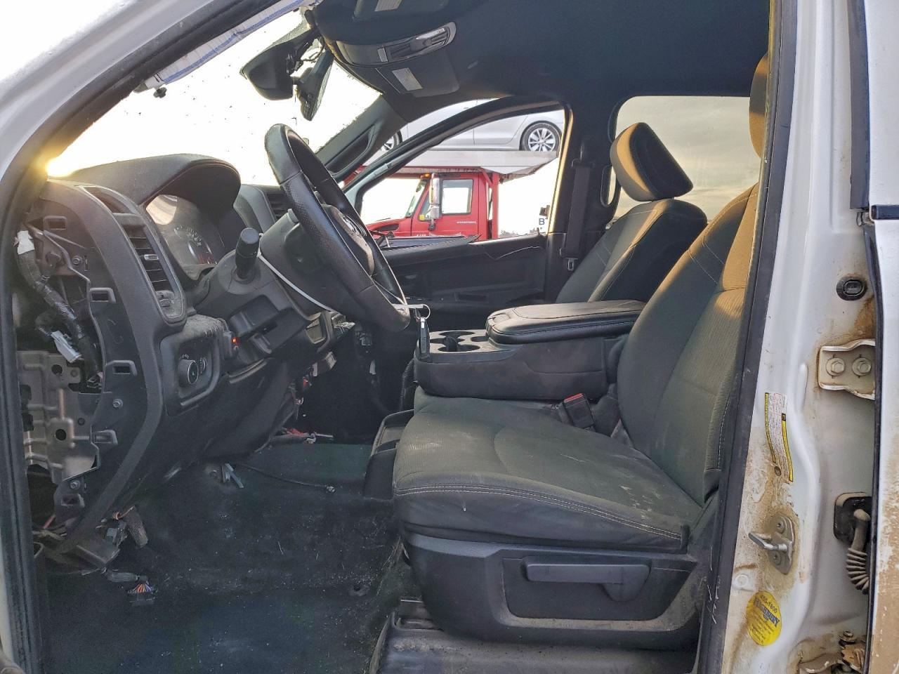 2022 Ram 2500 Tradesman - Фото 7