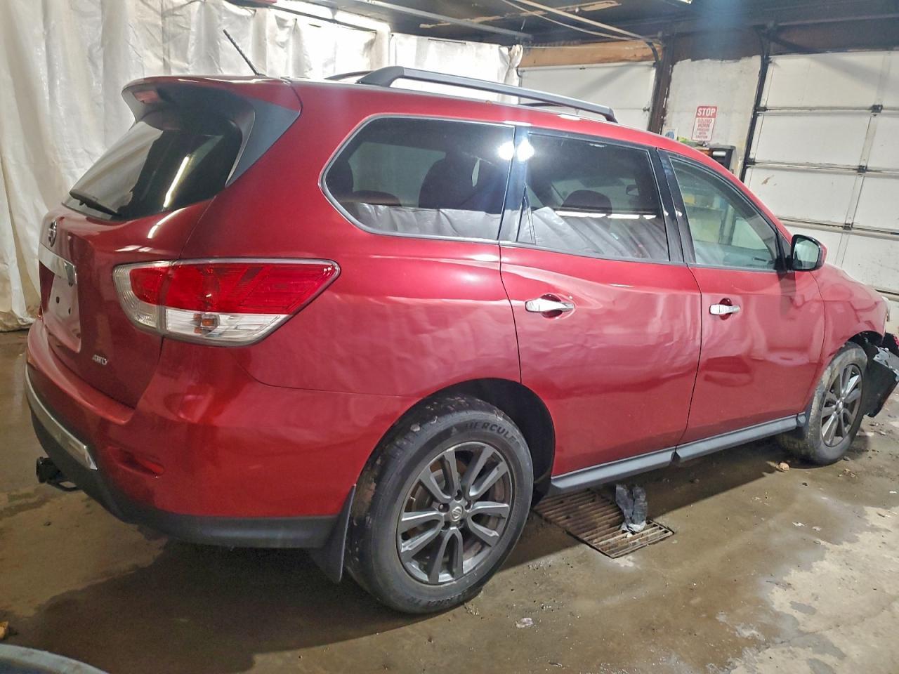 2015 Nissan Pathfinder S - Фото 3