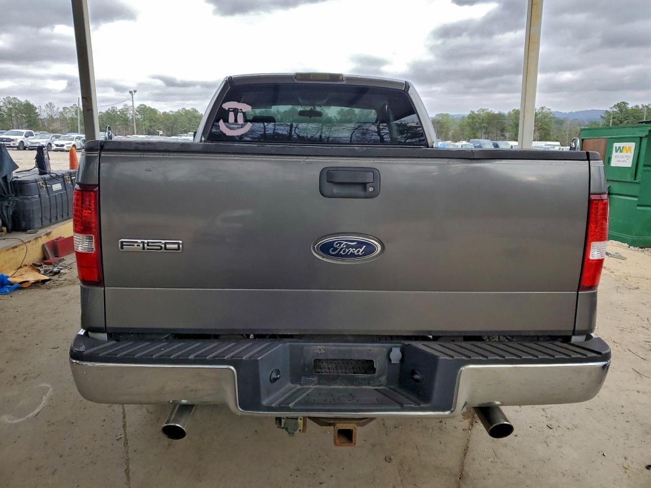 2005 Ford F150 - Image 6
