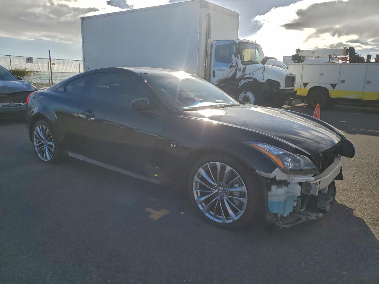 2015 Infiniti Q60 - Фото 4
