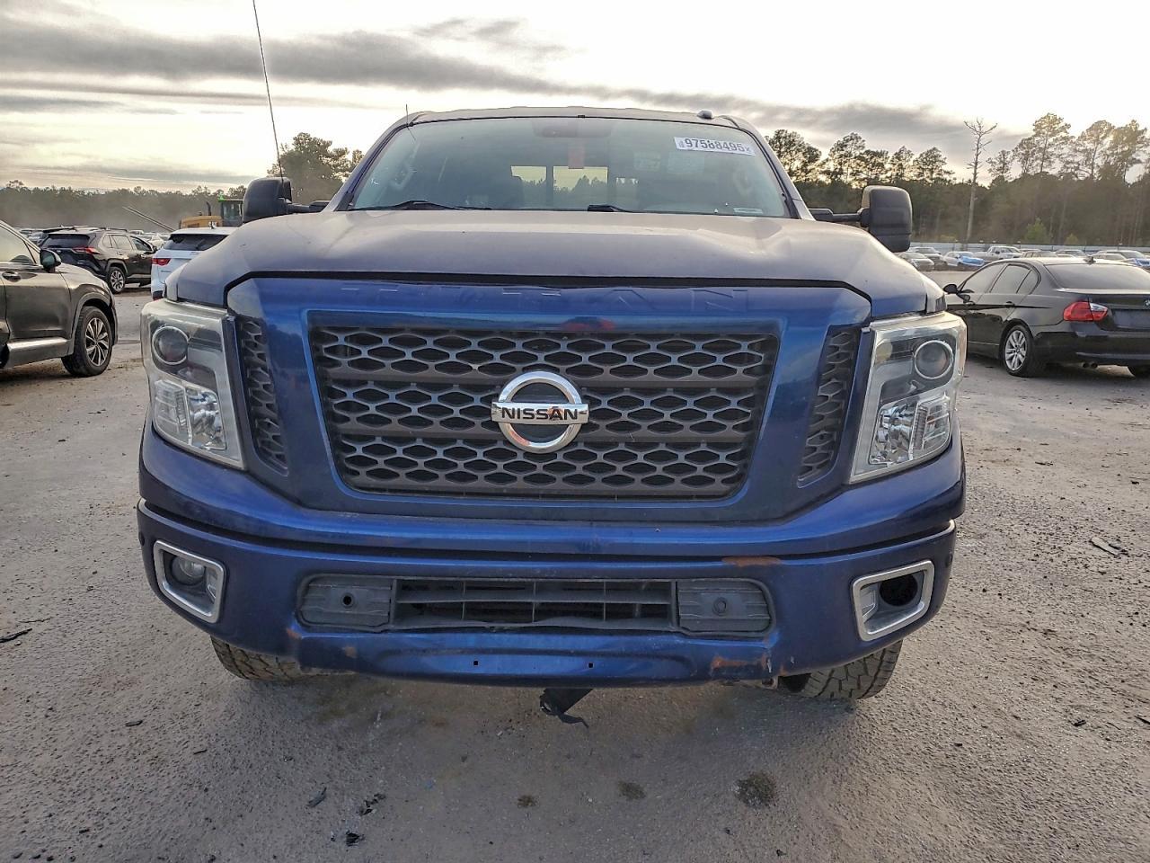 2017 Nissan Titan Xd Sl - Фото 5