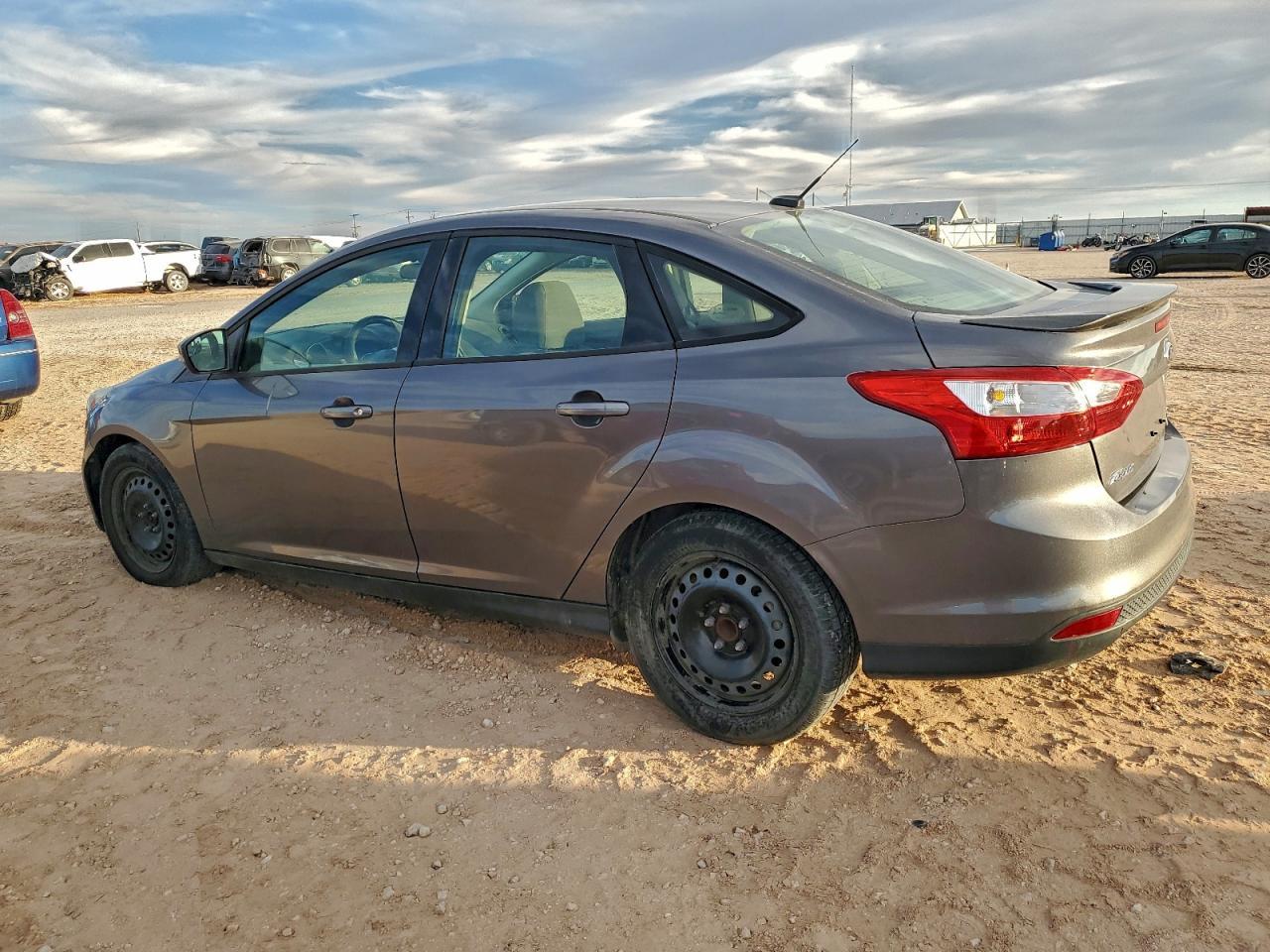 2013 Ford Focus Se - Фото 2