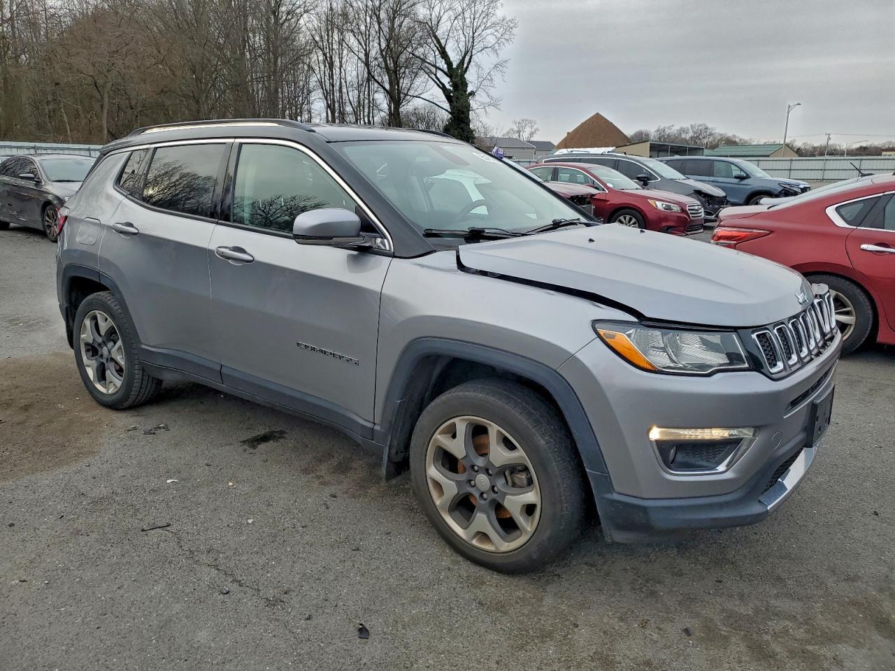 2018 Jeep Compass Limited - Image 4