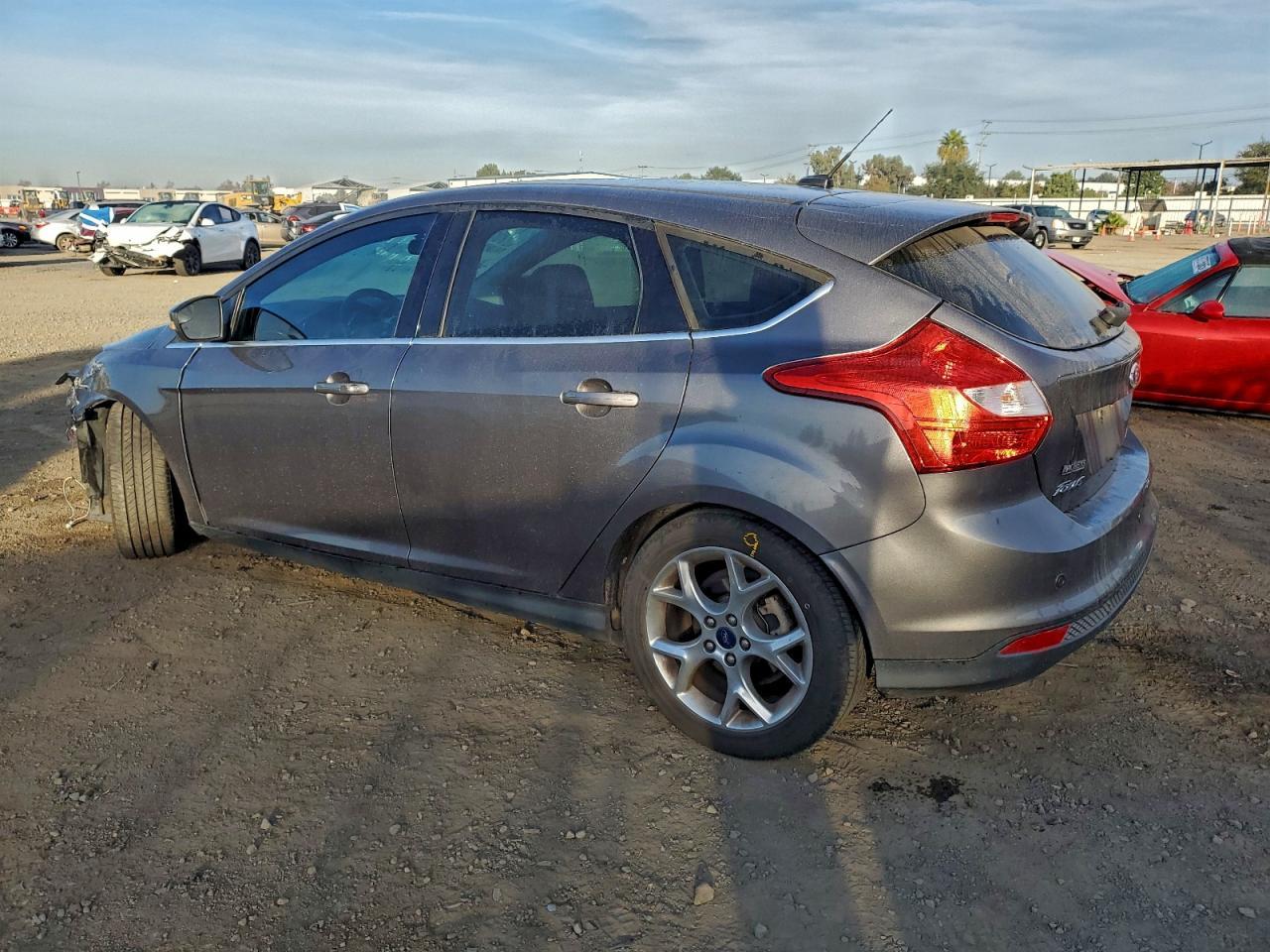 2014 Ford Focus Titanium - Image 2