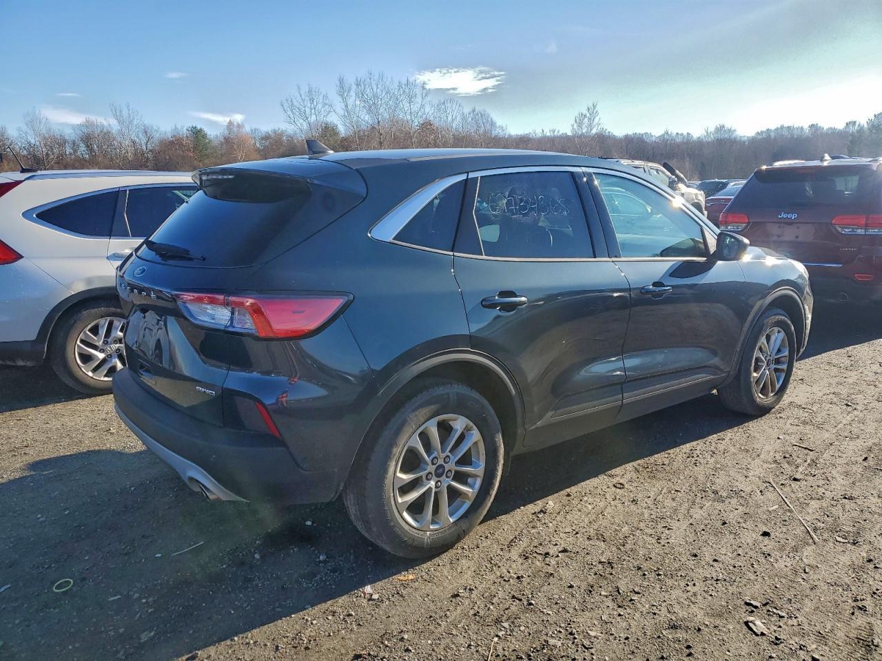 2022 Ford Escape Se - Фото 3