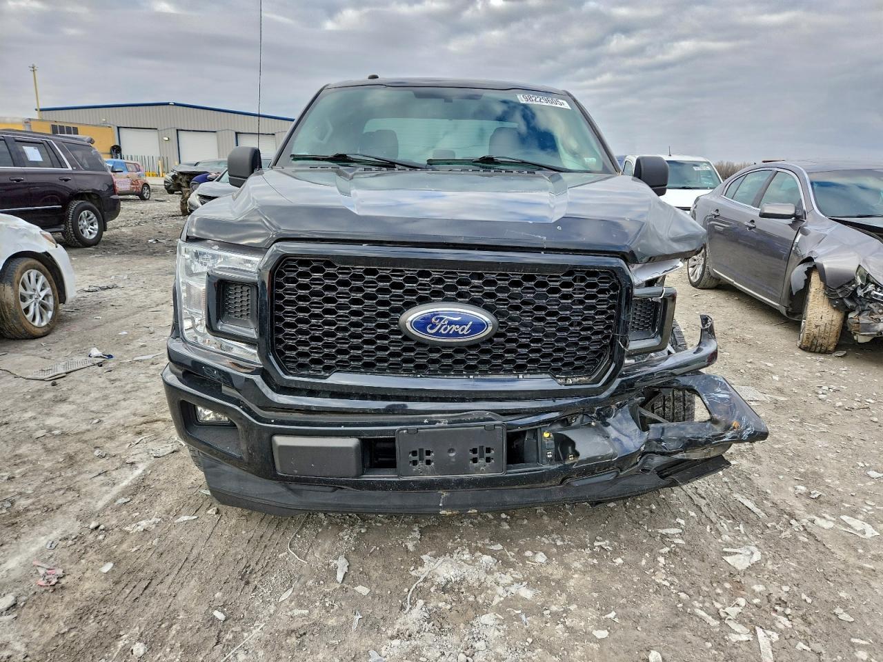 2018 Ford F150 Super Cab - Фото 5