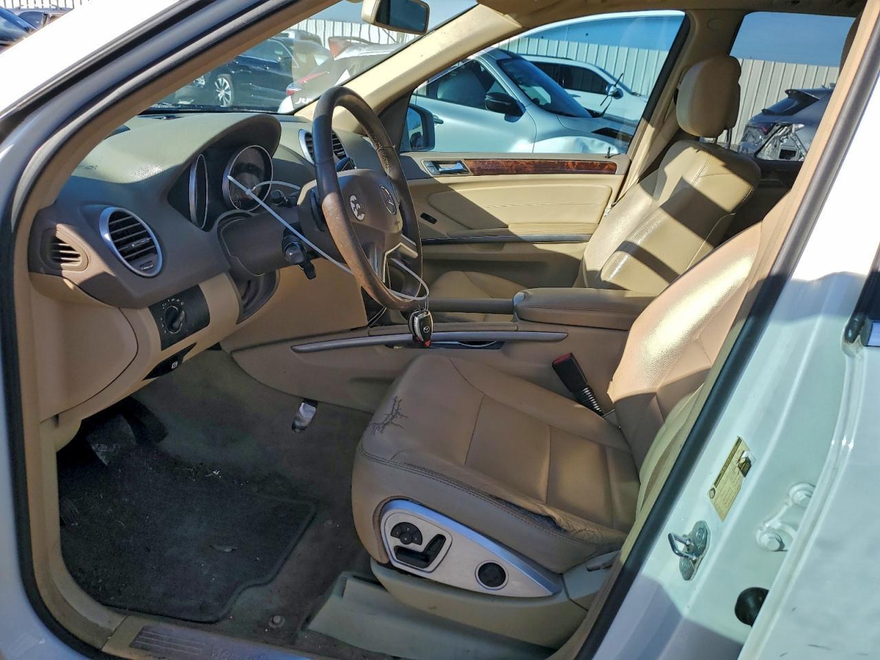 2011 Mercedes-Benz Ml 350 4Matic - Image 7