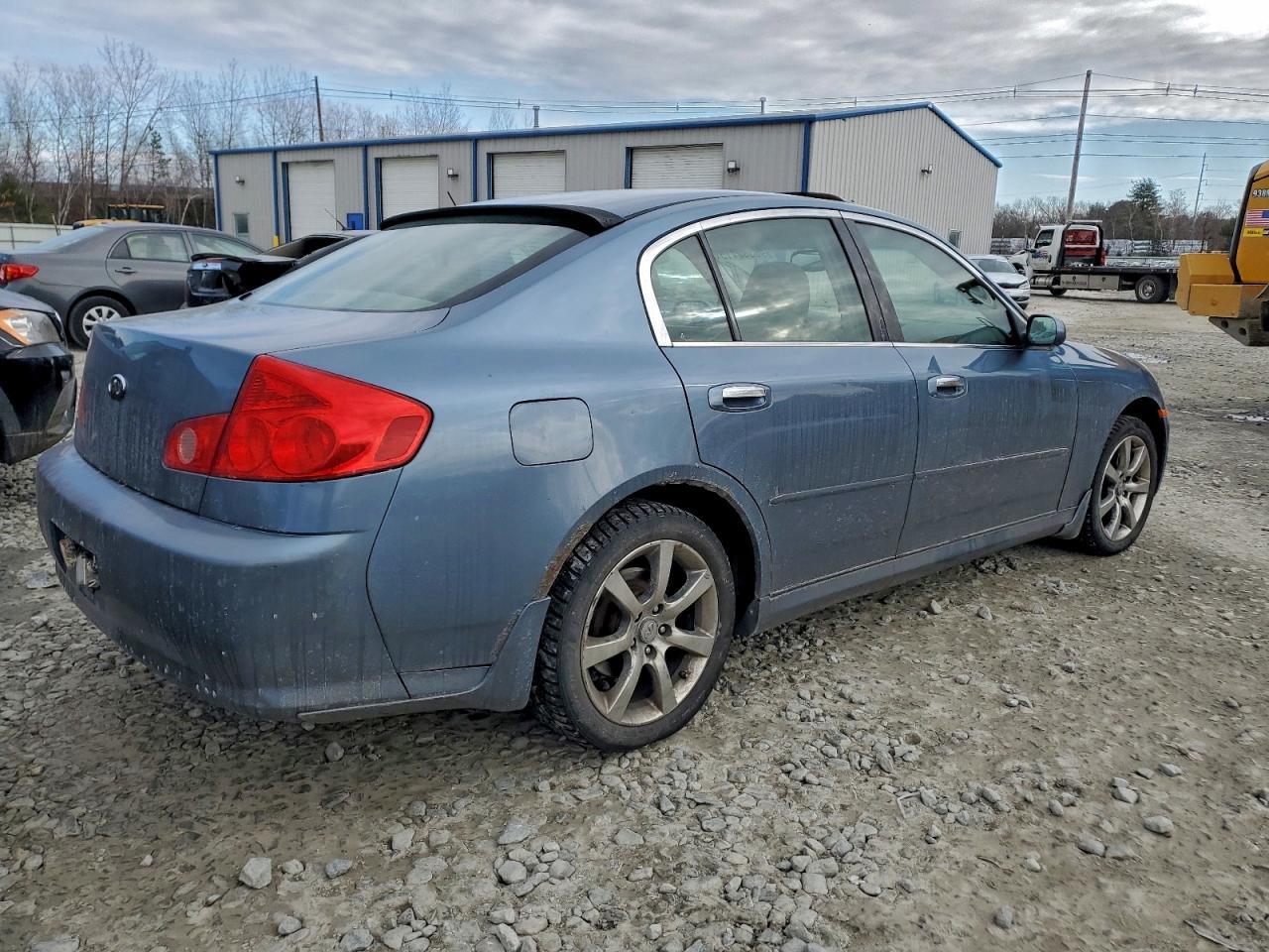 2005 Infiniti G35 X - Фото 3