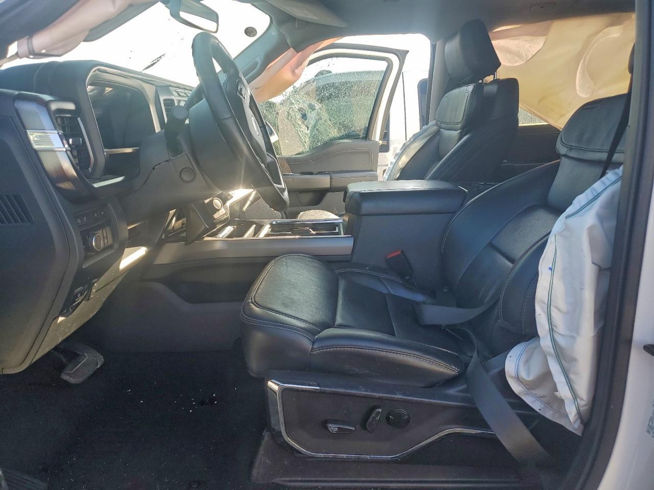2023 Ford F250 Super Duty - Фото 7