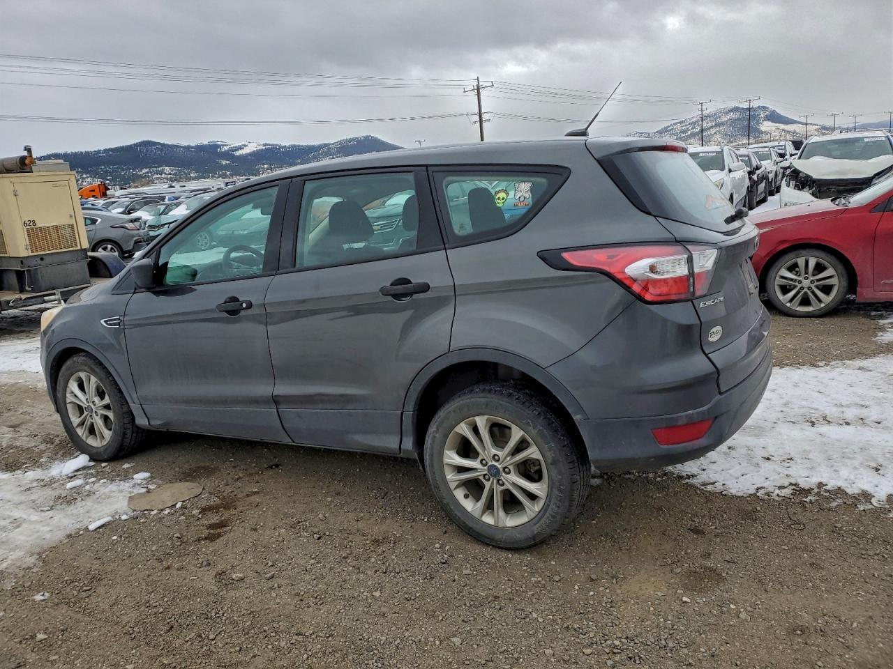 2017 Ford Escape S - Фото 2