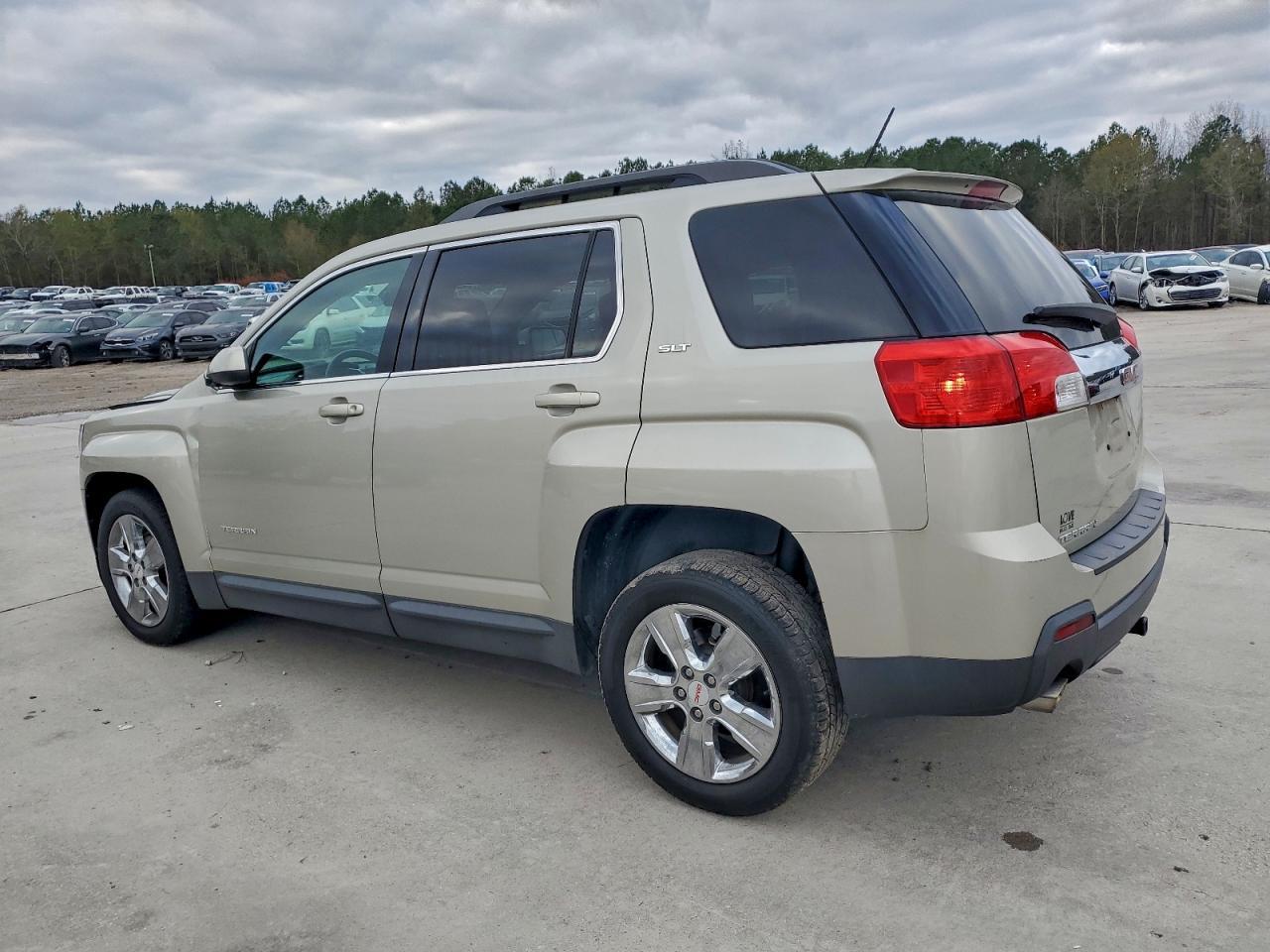 2015 GMC Terrain Slt - Фото 2