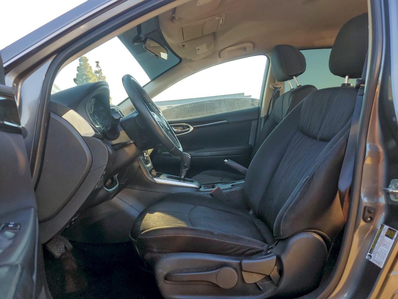 2018 Nissan Sentra - Фото 7
