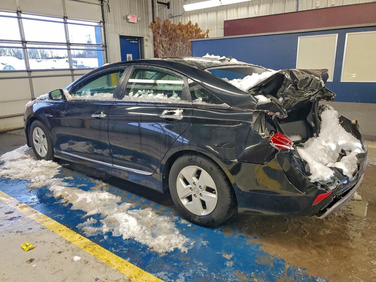2012 Hyundai Sonata Hybrid - Фото 2