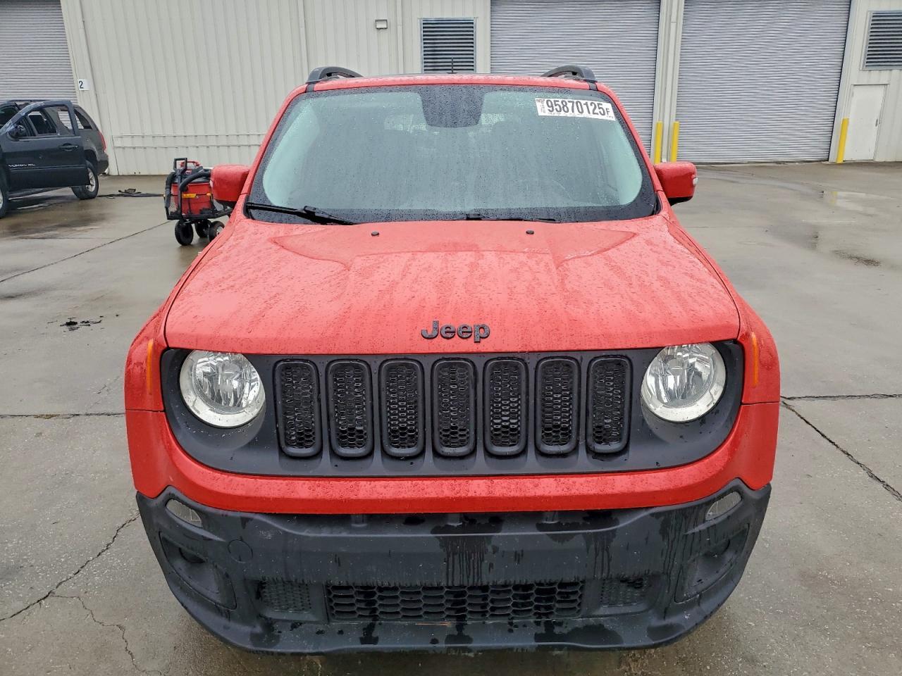 2017 Jeep Renegade Latitude - Image 5