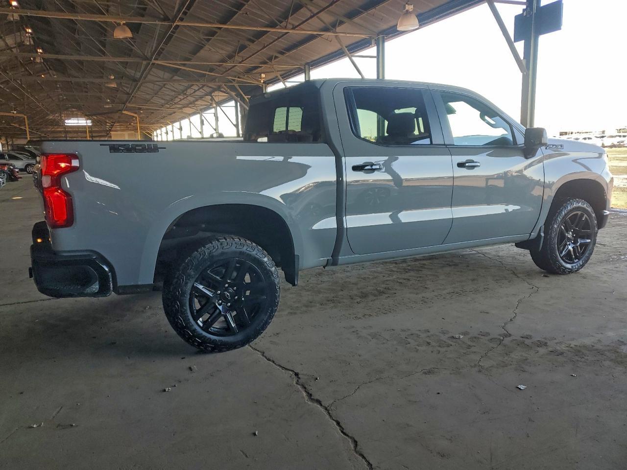 2024 Chevrolet Silverado K1500 Lt Trail Boss - Image 3