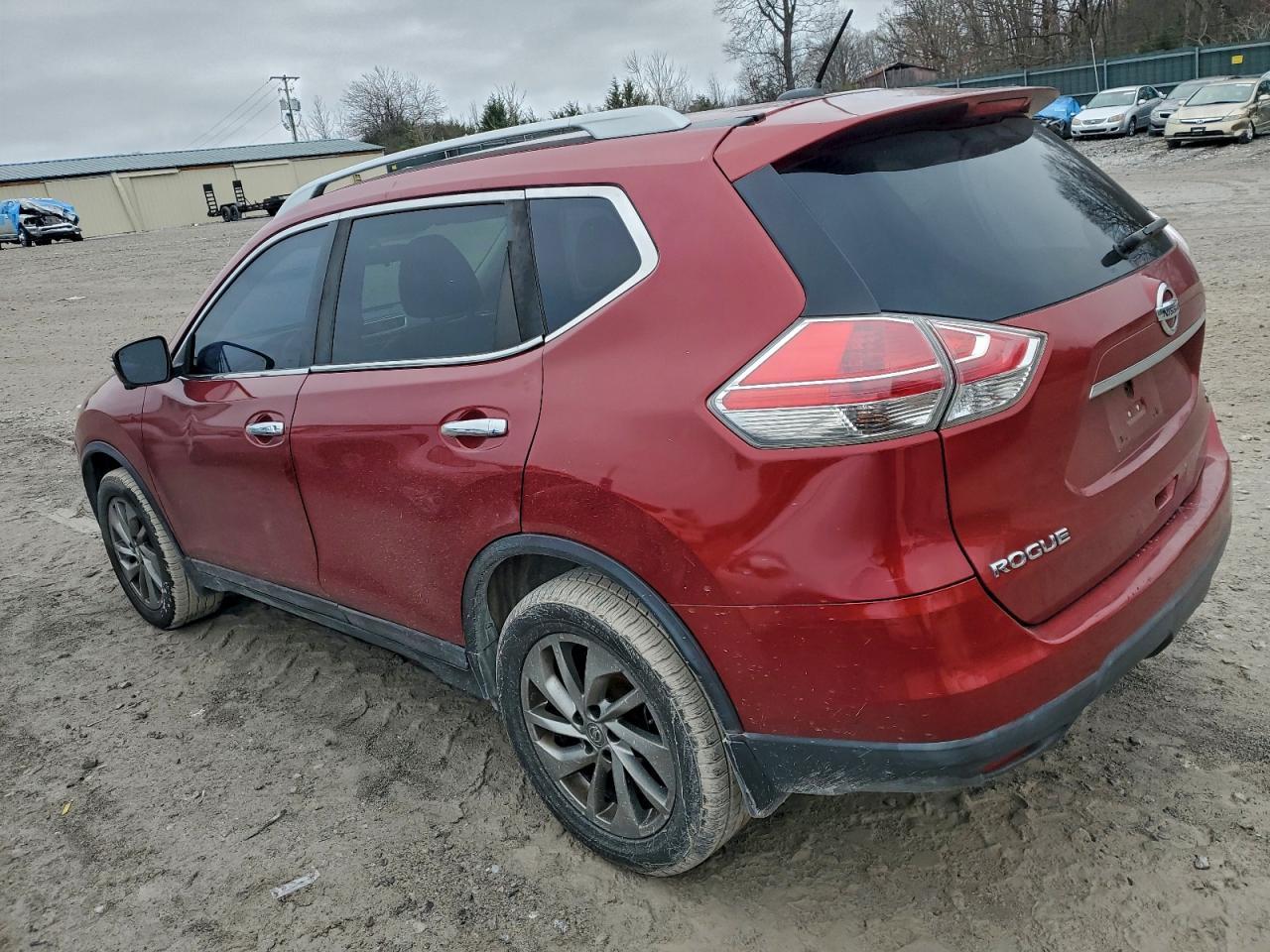 2015 Nissan Rogue S - Фото 2