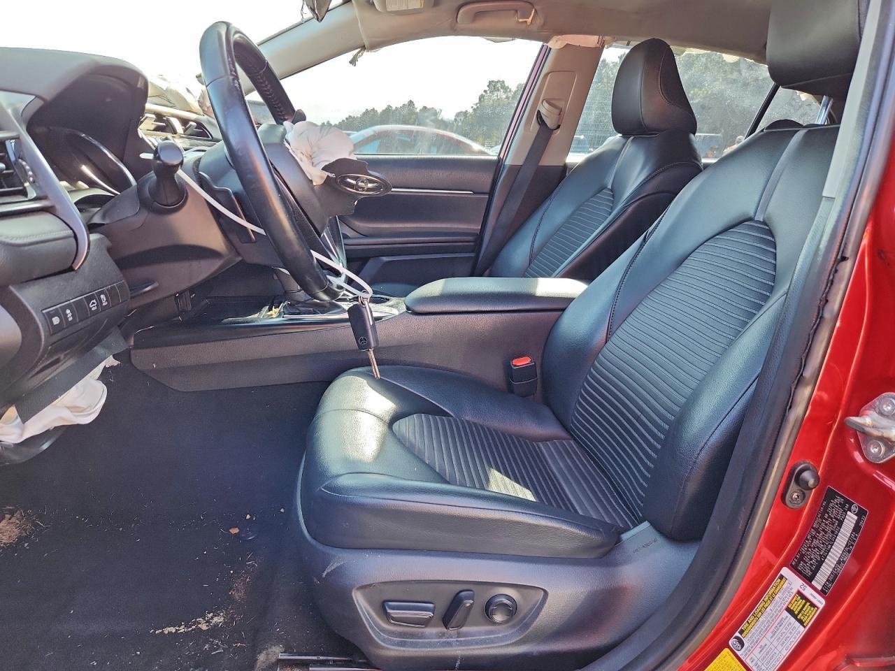 2020 Toyota Camry Se - Image 7