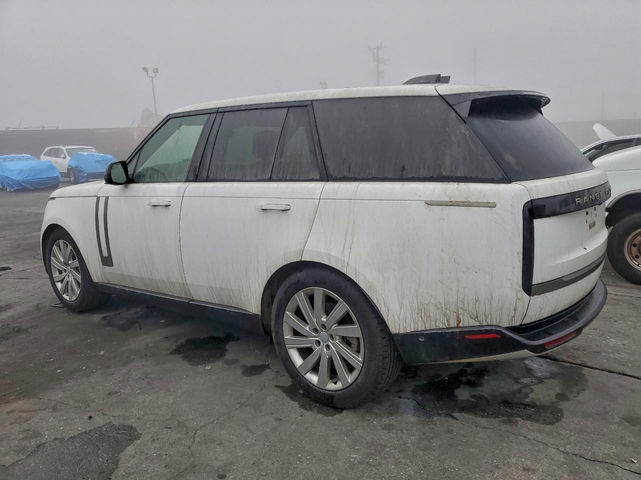2024 Land Rover Range Rover Se - Image 3