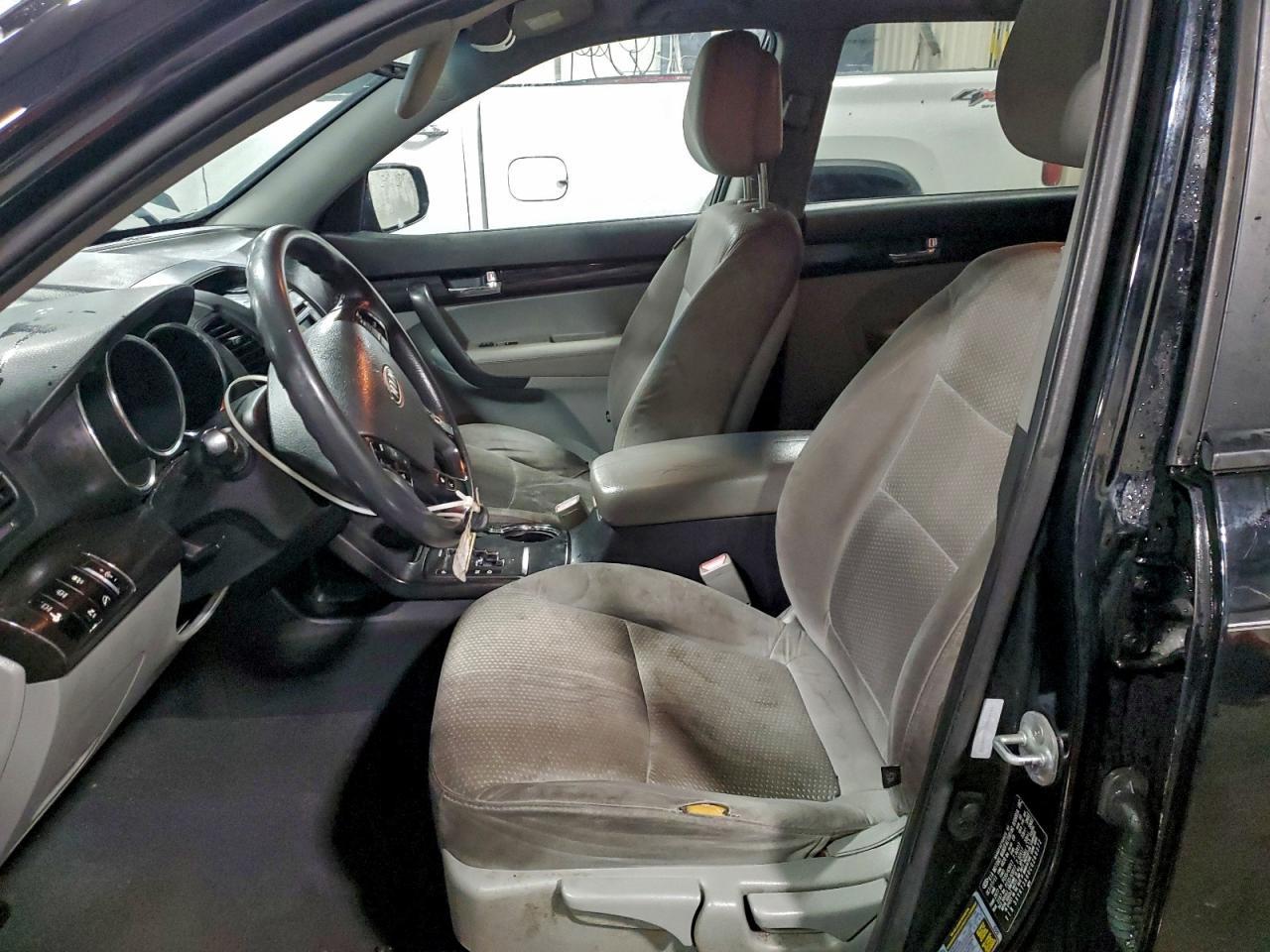 2012 Kia Sorento Lx - Image 7