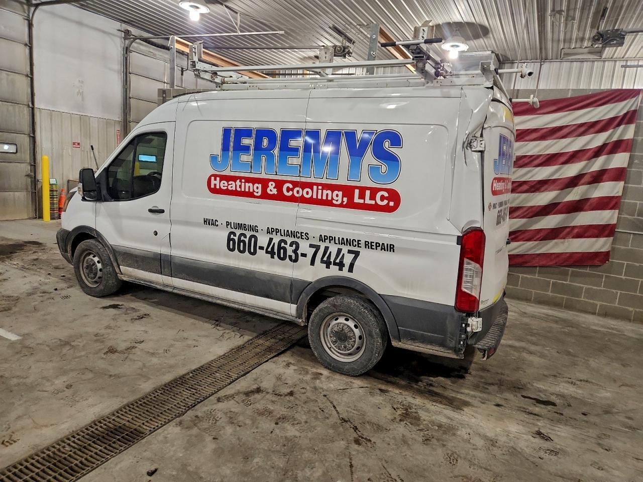 2015 Ford Transit - Фото 2