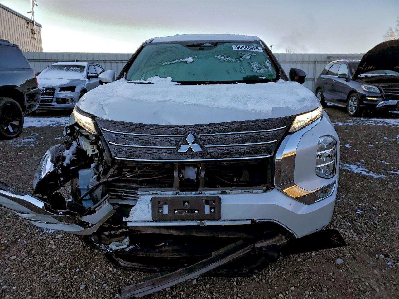 2023 Mitsubishi Outlander Es - Фото 5