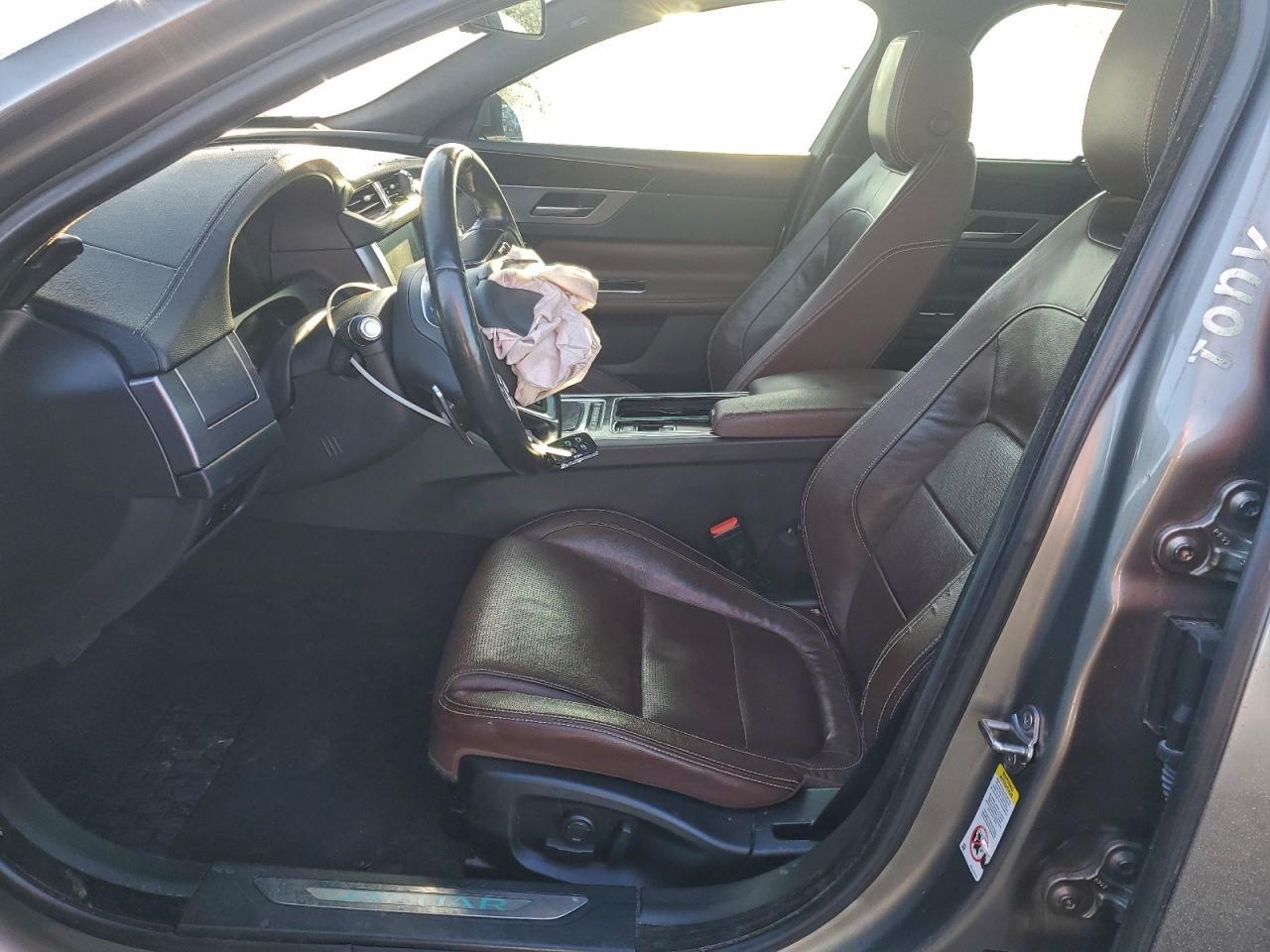 2018 Jaguar Xf R - Sport - Image 7