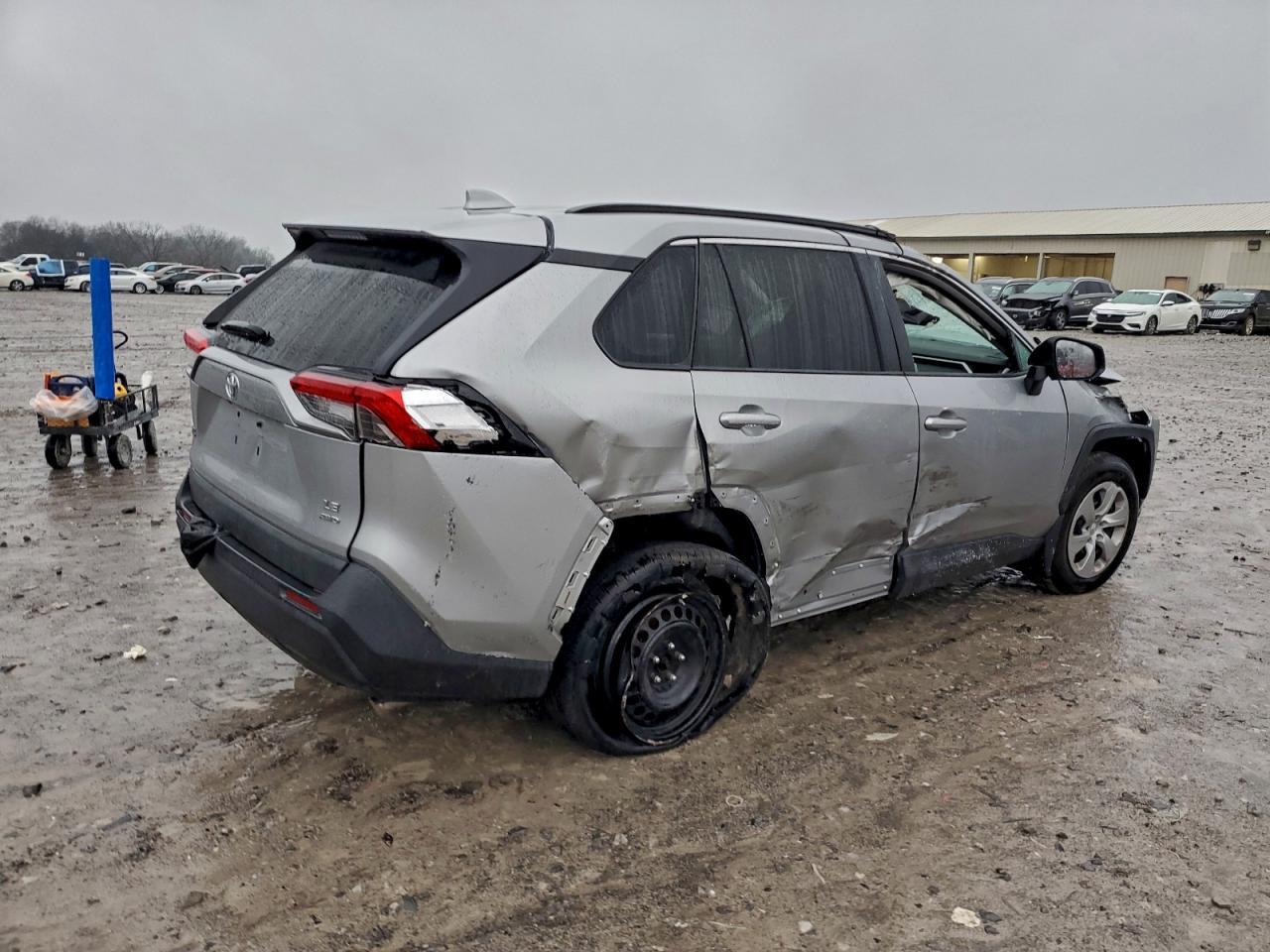 2020 Toyota Rav4 Le - Image 3