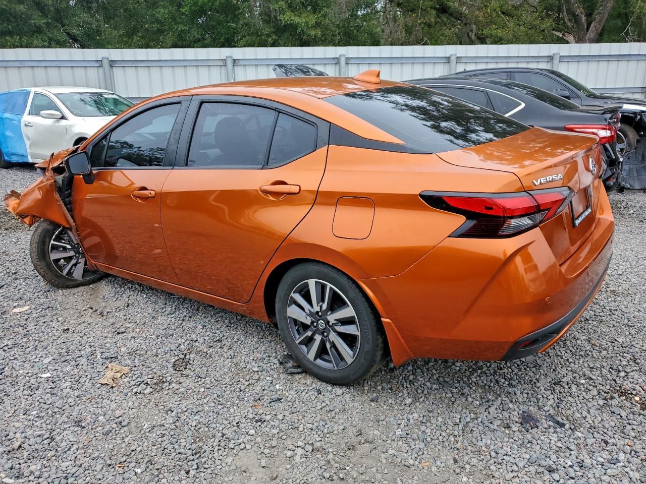 2020 Nissan Versa Sv - Image 2