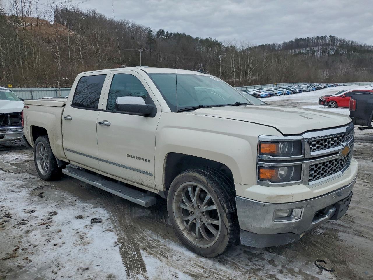 2015 Chevrolet Silv1500 2 - Image 4