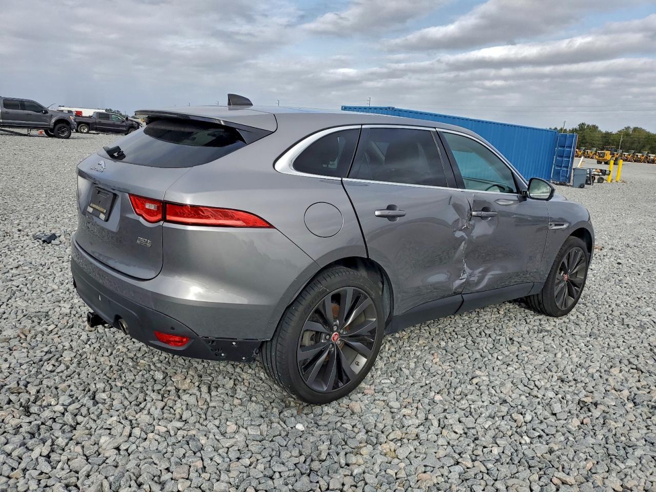 2020 Jaguar F-Pace Prestige - Фото 3