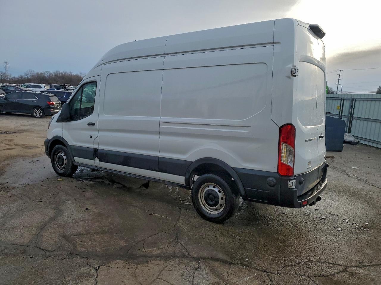 2020 Ford Transit 250 High Roof Delivery Van - Фото 2