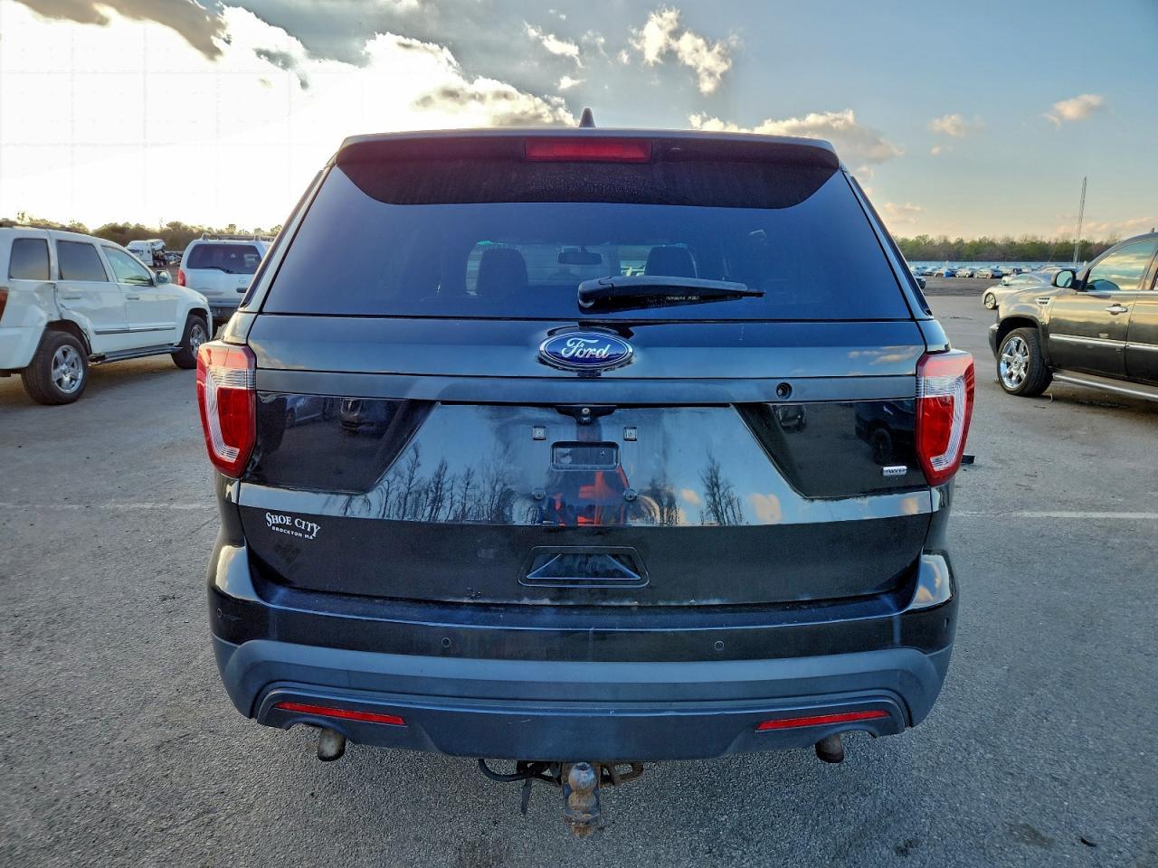 2016 Ford Explorer Police Interceptor - Image 6