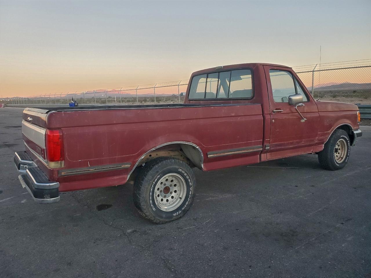 1988 Ford F150 - Фото 3