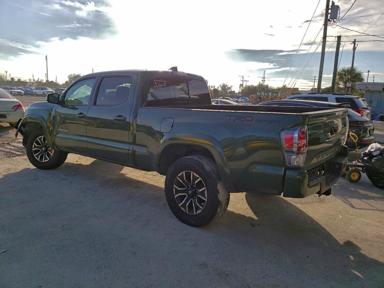 2021 Toyota Tacoma Double Cab - Фото 2