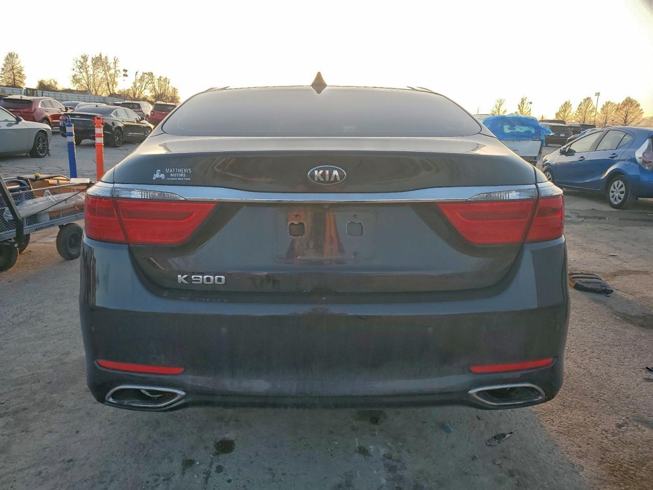 2017 Kia K900 Premium V6 - Фото 6