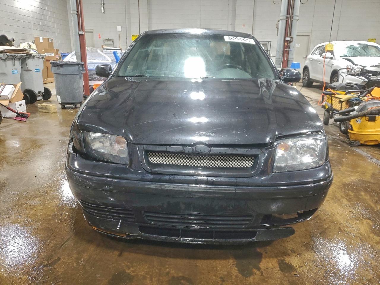 2004 Volkswagen Jetta Gls - Фото 5