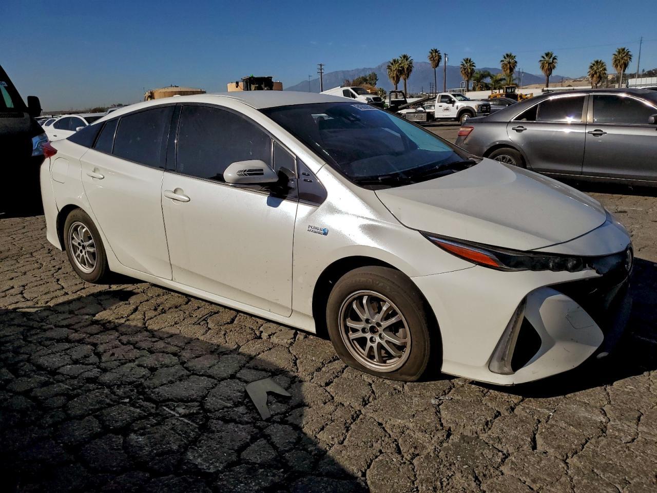 2018 Toyota Prius Prime - Фото 4